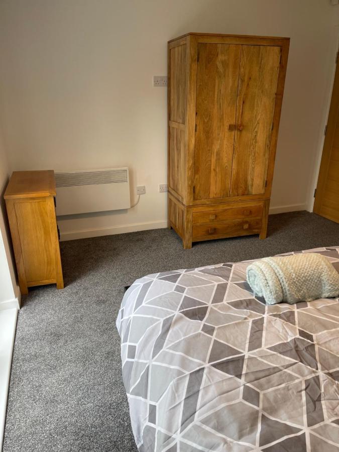 Lovely, Sleeps 8, Cafe Bars, Apartment